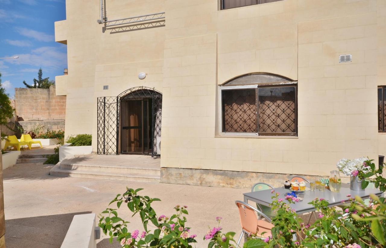 Light And Bright St Julians Central 1 Apartment Saint Julian's Exterior photo